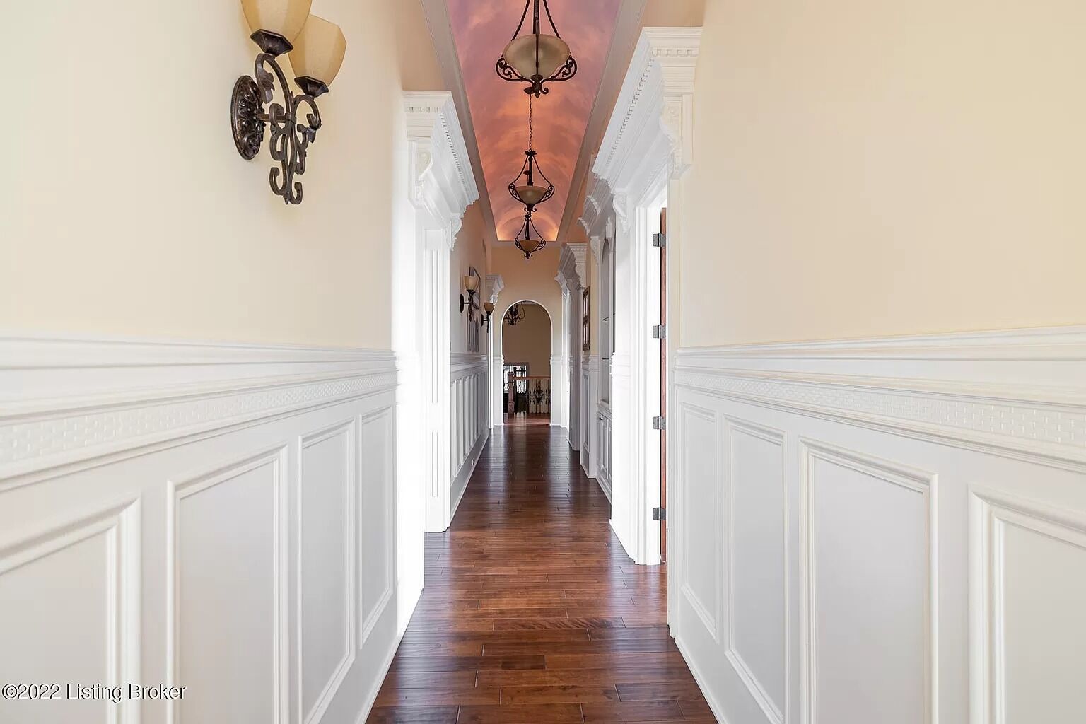 Mack house listing 12.jpg